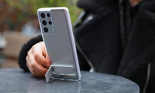 Samsung Clear Standing Cover