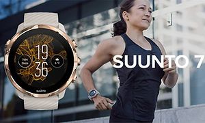Suunto 7 med en kvinne som løper i bakgrunnen