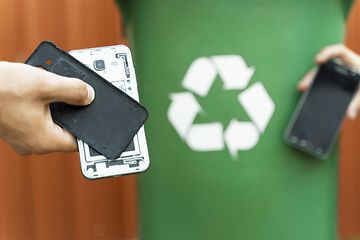 Mobiltelefoner som skal resirkuleres