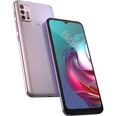 Motorola Moto G30 telefoner sett foran og bakfra
