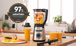Bosch-blender med frukt, appelsin-smoothie og en badge