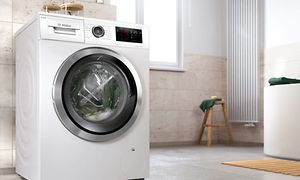 vaskemaskin fra Bosch på et vaskerom