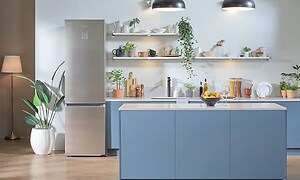 Samsung-kjøleskap på et kjøkken