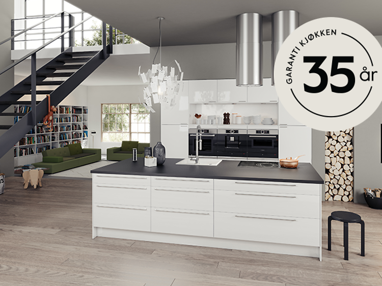 Epoq Gloss White kjøkken med garantilogo