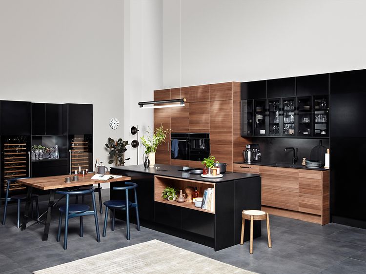 Epoq Edge Black Ash parallellkjøkken