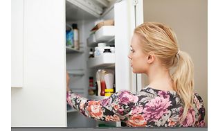 noisy fridge