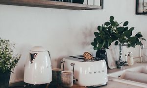 SDA - Hvit smeg brødrister