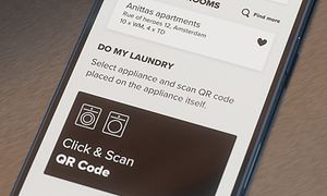nærbilde av connectlife-app på skjermen av smarttelefon