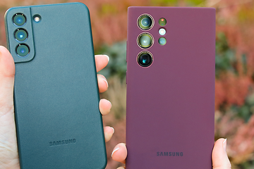 Galaxy S22 - Green Leather S22 Ultra Burgundy silikondeksel