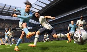 FIFA 23 - Jack Grealish spiller fotball på en stadion