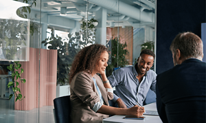 B2B - Elkjøp_B2B Office Phone and office workers