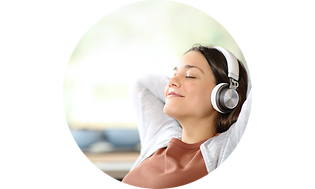 CS-Installation-Woman listeing on headphone