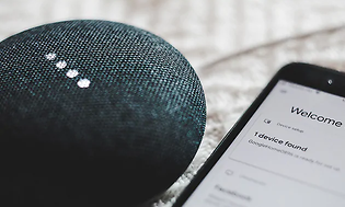 Aktiver Google Home med smarttelefonen din