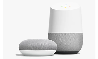 Google home og google mini i hvit og grå