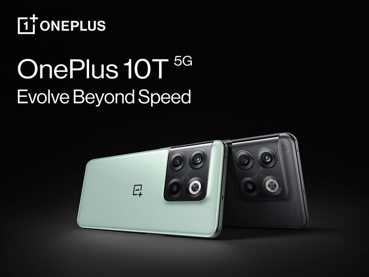 OnePlus 10T in green and black and the text Evolve Beyond Speed