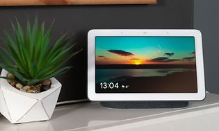 Google - Google Assistance - Digital assistant in home setting