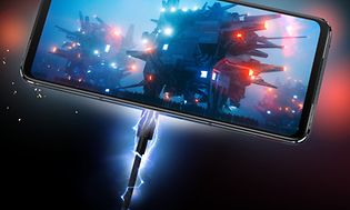 Asus ROG Phone 5 sett forfra med HyperCharge
