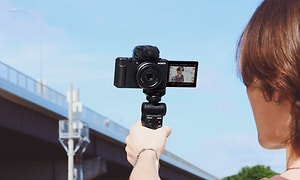 Sony ZV-E10 passer bra til vlogging