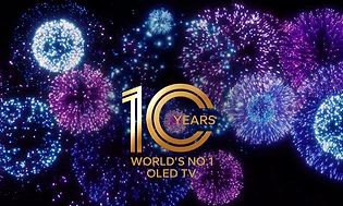 Fyrverkeri og LG OLED TVs 10 års logo