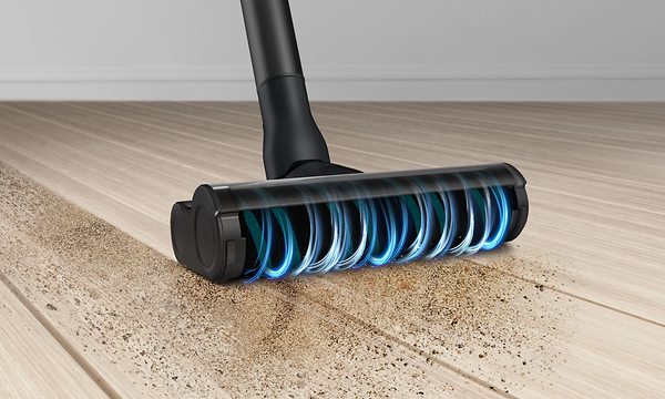 Samsung Jet Soft Action Brush suger opp skitt fra tregulv med sprekker