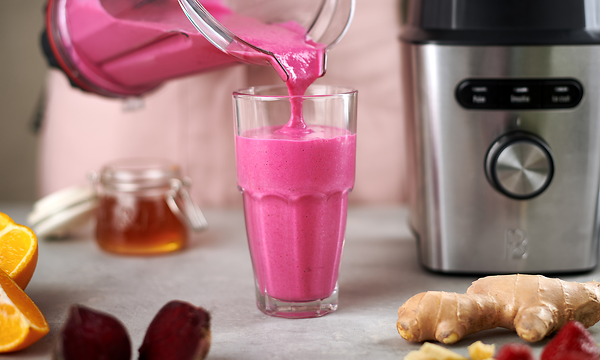 F&Bs høyhastighets blender tilbyr kraft, presisjon og stil