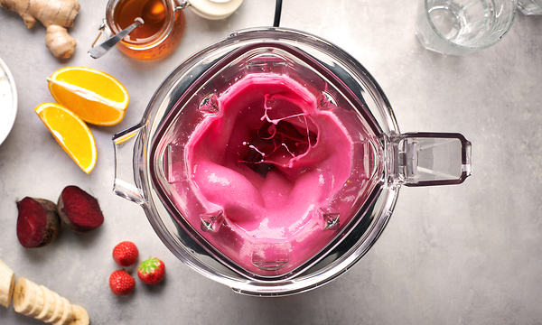 F&B High-speed blender har en kraftig motor med beskyttelse for overoppheting