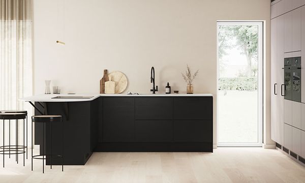 Epoq Trend Taupe og Pure Matt Black-kjøkken