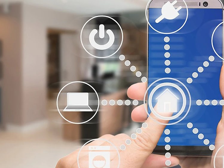 kontroller ditt smarte hjem med smarte apper på smarttelefonen